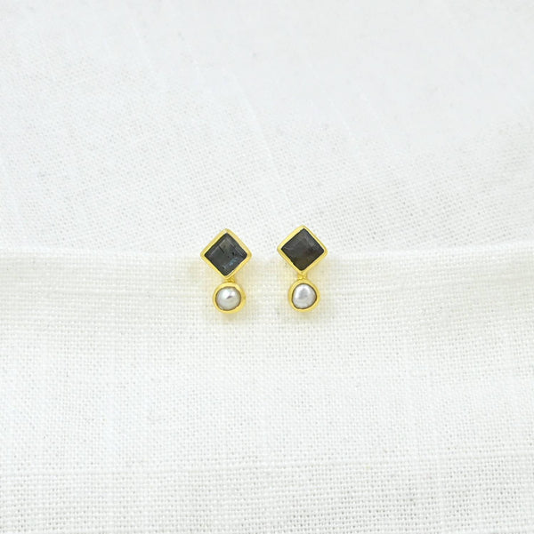 Freya Stud Earrings Gold - Pearl & Labradorite