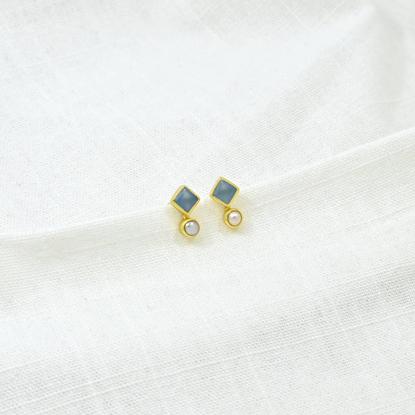 Freya Stud Earrings Gold - Pearl & Blue Chalcedony
