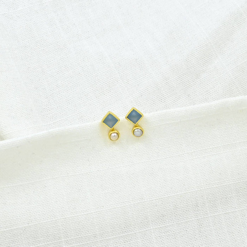 Freya Stud Earrings Gold - Pearl & Blue Chalcedony